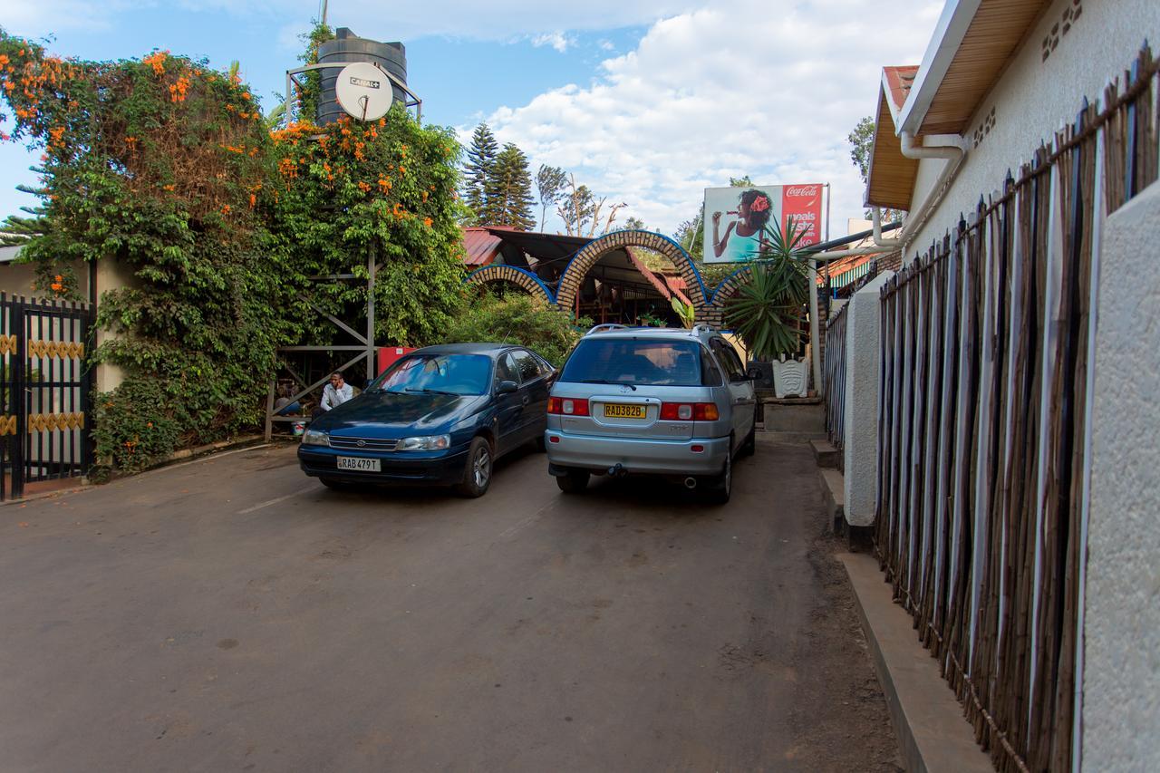 City Valley Motel Кигали Экстерьер фото
